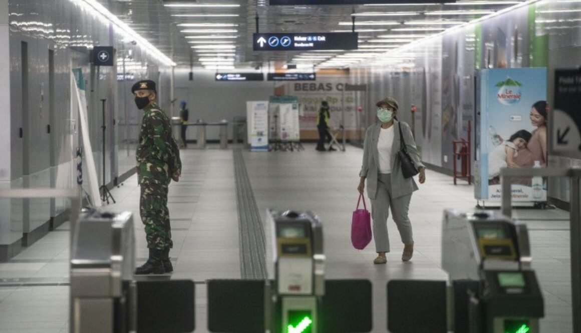 antarafoto-pendisiplinan-protokol-kesehatan-270520-aaa-6